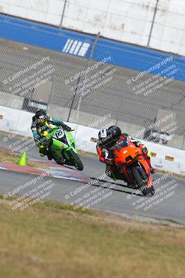 media/Nov-26-2022-Fastrack Riders (Sat) [[b001e85eef]]/Level 3/Session 3 Outside Turn 9/